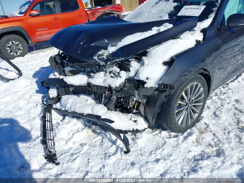 2017 KIA CADENZA PREMIUM KNALB4J13H5044737