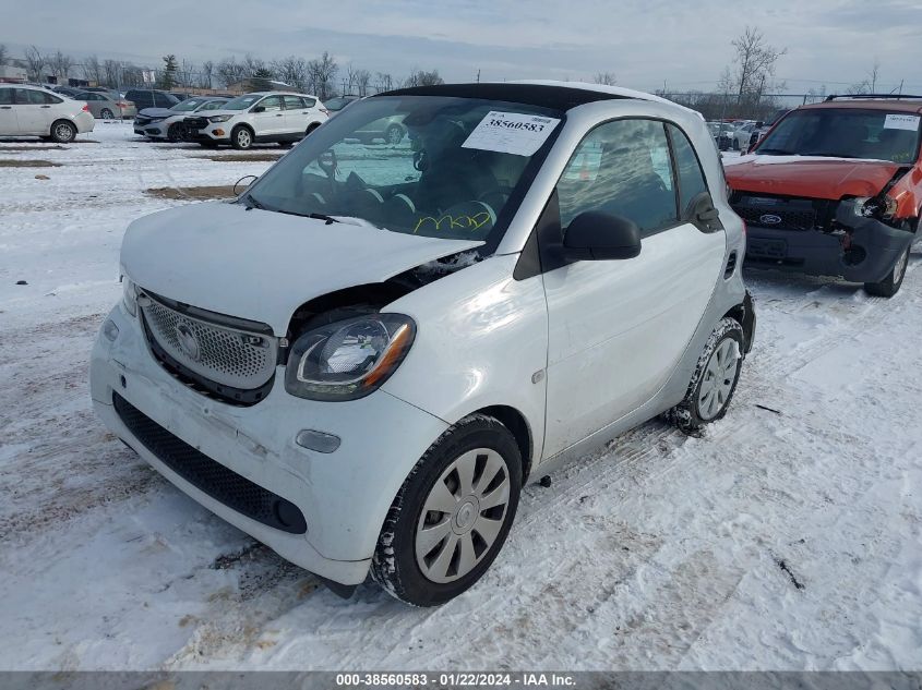 2017 Smart Fortwo Passion/Prime/Proxy/Pure VIN: WMEFJ5DA5HK171691 Lot: 38560583