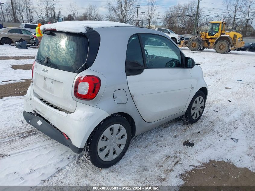 2017 Smart Fortwo Passion/Prime/Proxy/Pure VIN: WMEFJ5DA5HK171691 Lot: 38560583