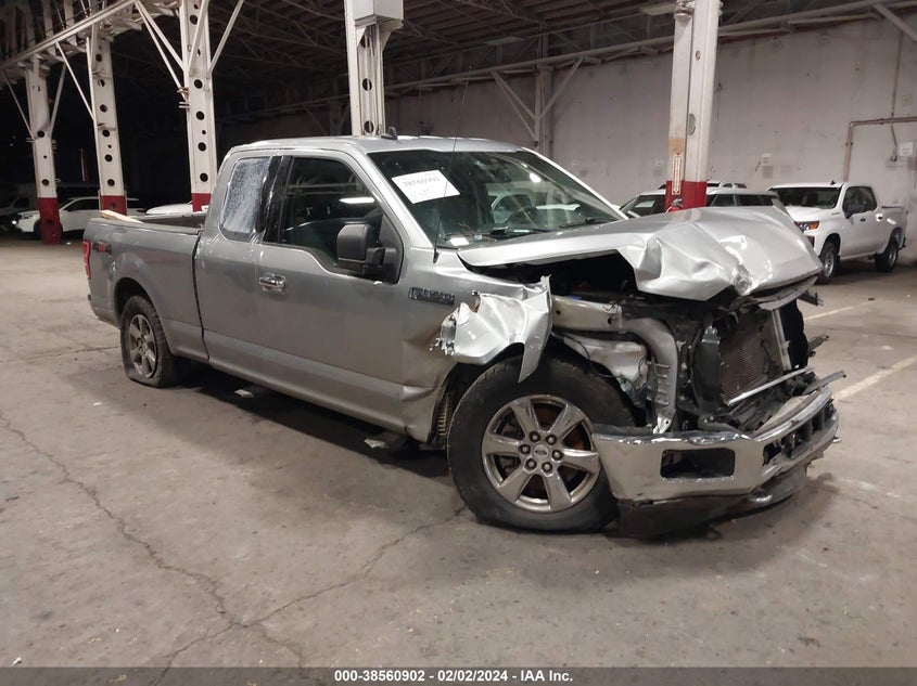 FORD F-150 XLT 2020