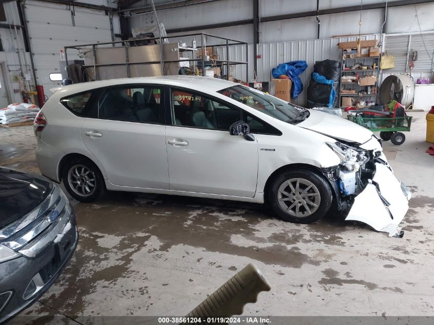 JTDZN3EU3HJ059426 2017 Toyota Prius V Four