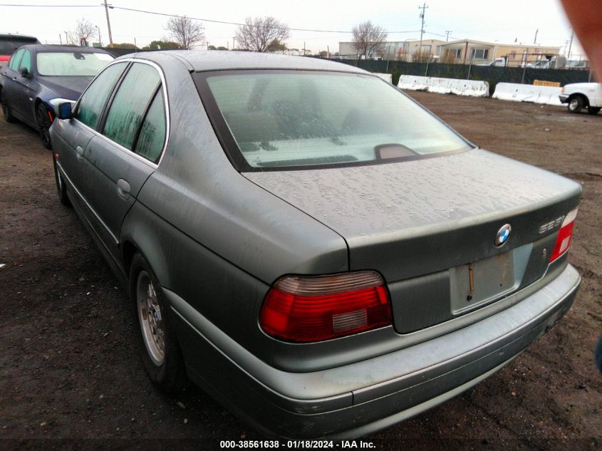 WBADT43431GF57184 2001 BMW 5 Series 525Ia