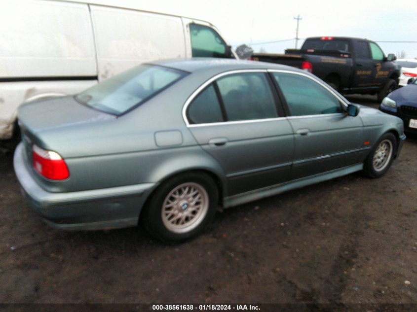 WBADT43431GF57184 2001 BMW 5 Series 525Ia