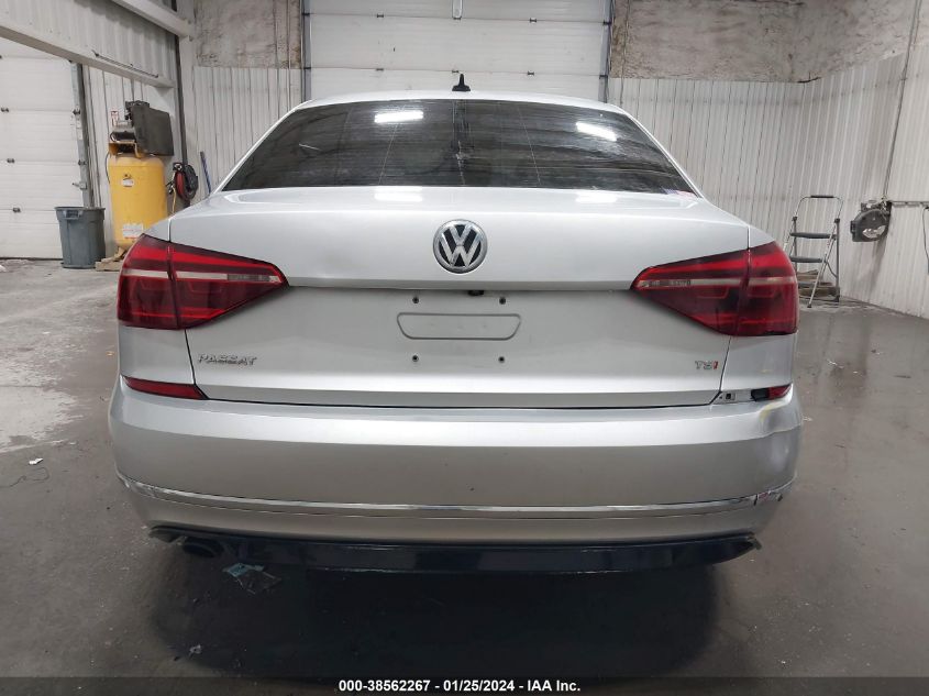 1VWAA7A33JC031842 2018 Volkswagen Passat 2.0T R-Line/2.0T S