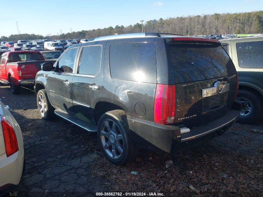 2007 Cadillac Escalade Standard VIN: 1GYFK63857R171402 Lot: 38562762