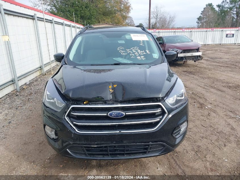 1FMCU0GD3JUC16943 2018 Ford Escape Se