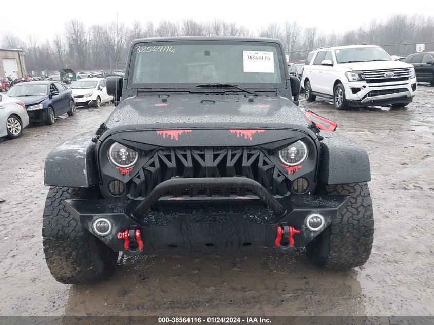 2007 Jeep Wrangler Unlimited Sahara VIN: 1J4GB59127L208014 Lot: 38564116