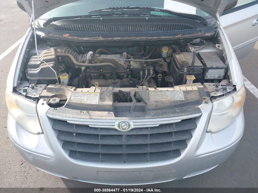 2A4GP44RX7R272608 2007 Chrysler Town & Country Lx