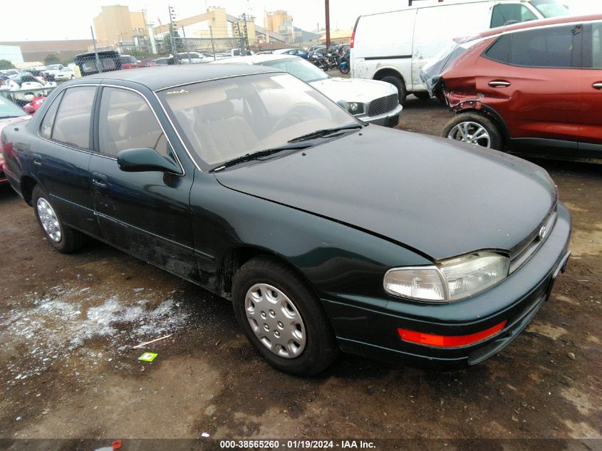 1994 Toyota Camry Le VIN: 4T1SK12EXRU439449 Lot: 38565260