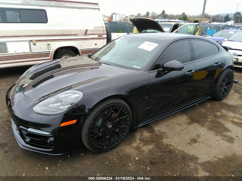 WP0AB2A78HL121990 2017 Porsche Panamera 4S