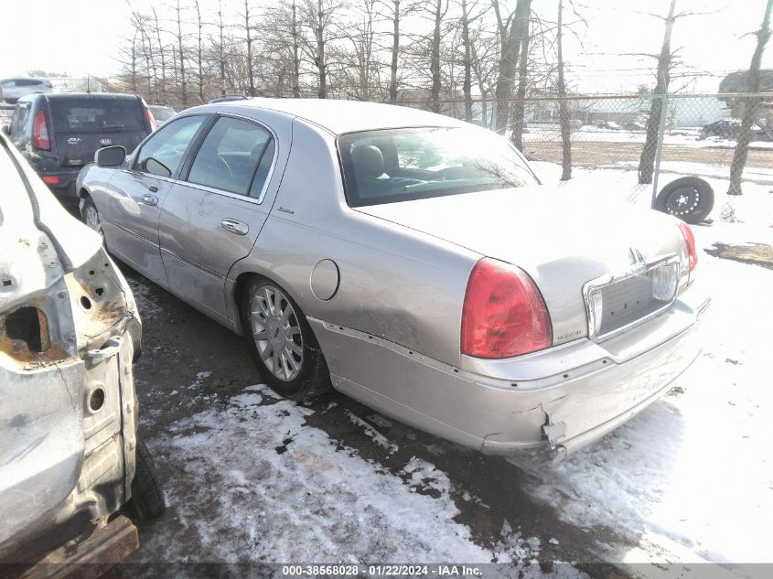 2006 Lincoln Town Car Signature VIN: 1LNHM81W86Y649186 Lot: 38568028