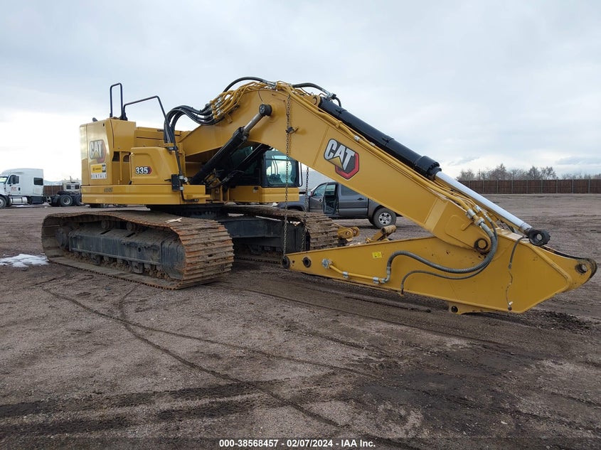 CATERPILLAR 335 EXCAVATOR 2022. Lot# 38568457. VIN CAT00335CXBE00573. Photo 1
