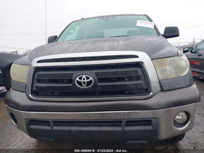 5TFDW5F1XDX280858 2013 Toyota Tundra Grade 5.7L V8