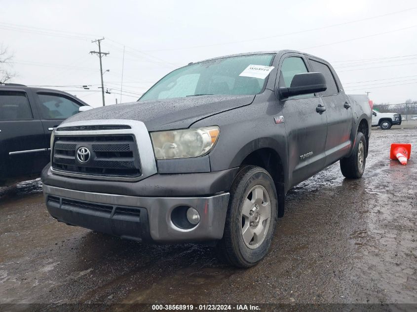 5TFDW5F1XDX280858 2013 Toyota Tundra Grade 5.7L V8