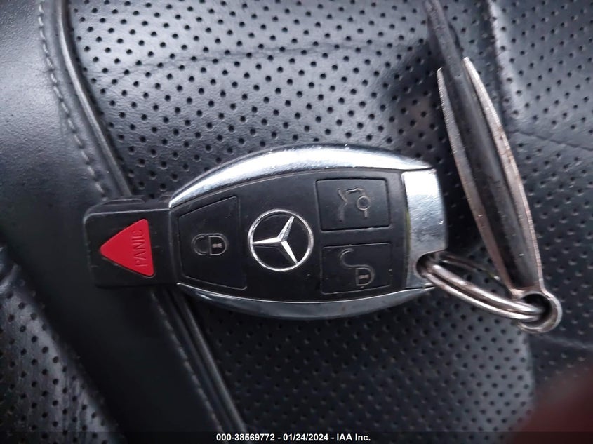 2016 MERCEDES-BENZ S 550 4MATIC WDDUG8FB5GA280321