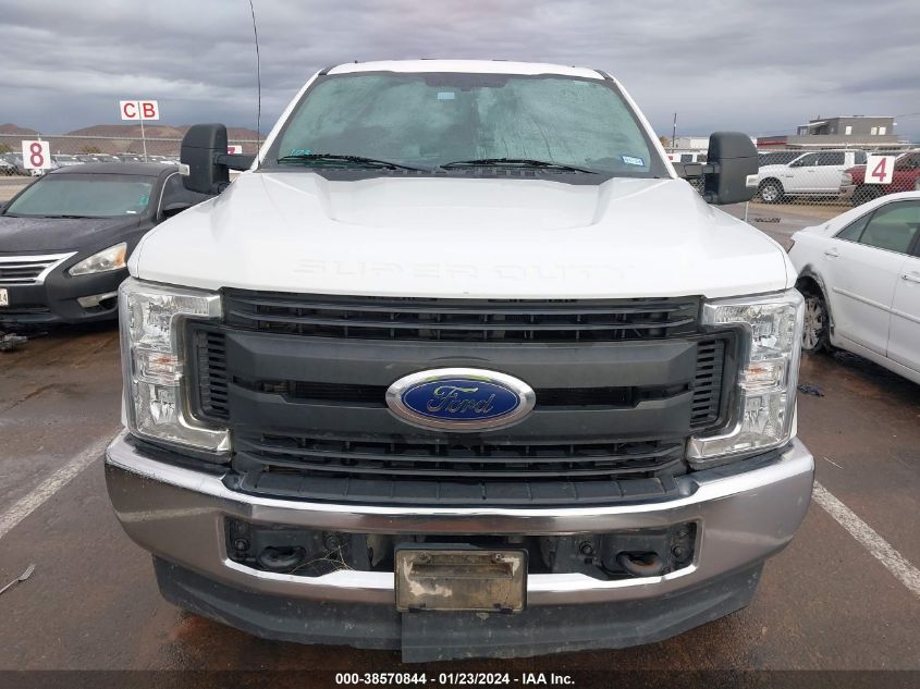 1FT7X2BT4KEG54907 2019 Ford F-250 Xl