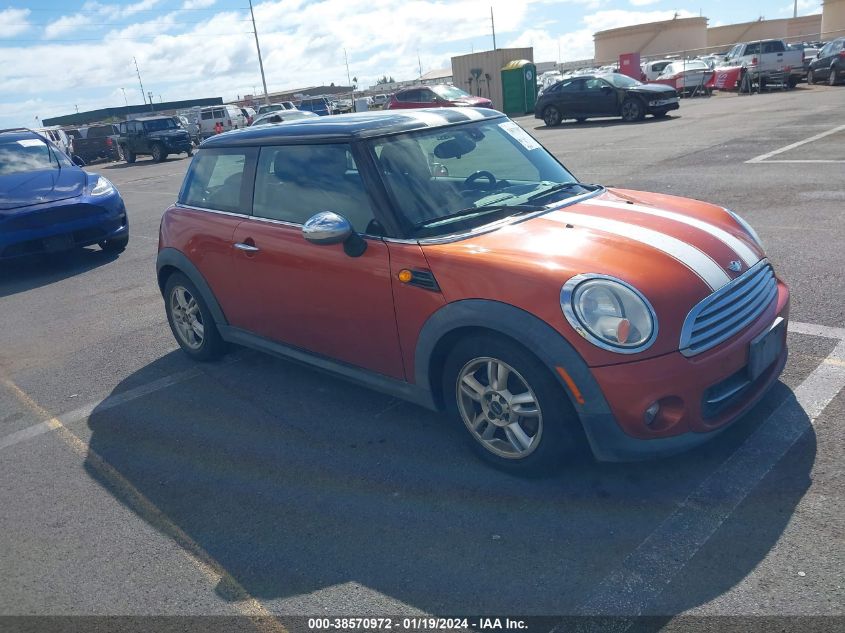 2013 Mini Hardtop Cooper VIN: WMWSU3C58DT548433 Lot: 38570972