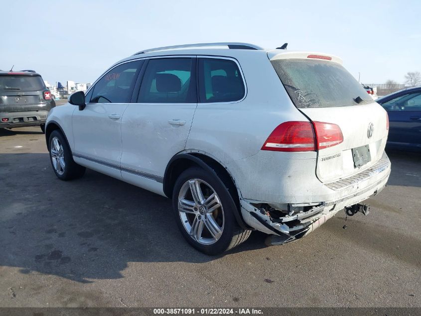 2015 Volkswagen Touareg V6 Executive VIN: WVGEF9BP3FD006309 Lot: 38571091