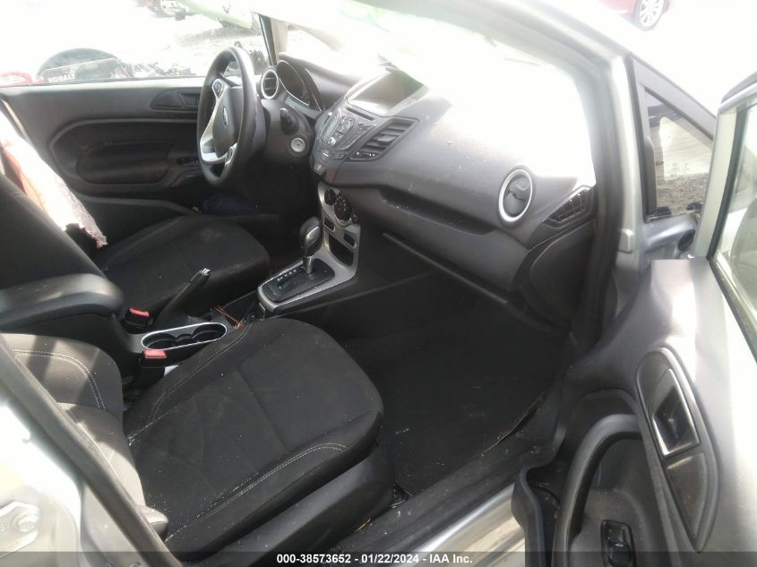 3FADP4BJ9KM151175 2019 Ford Fiesta Se