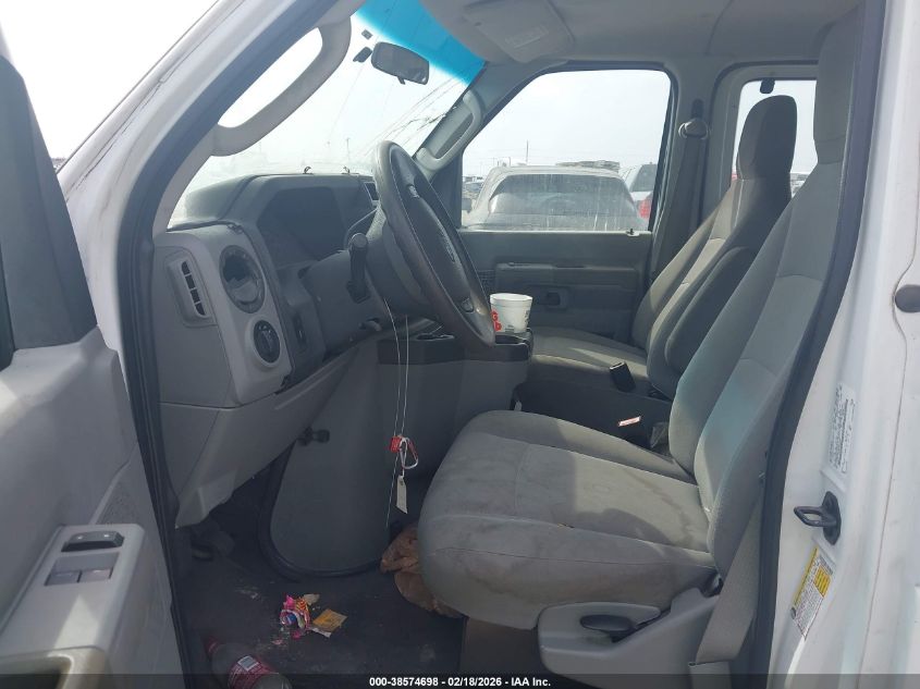 2013 Ford E-350 Super Duty Xl