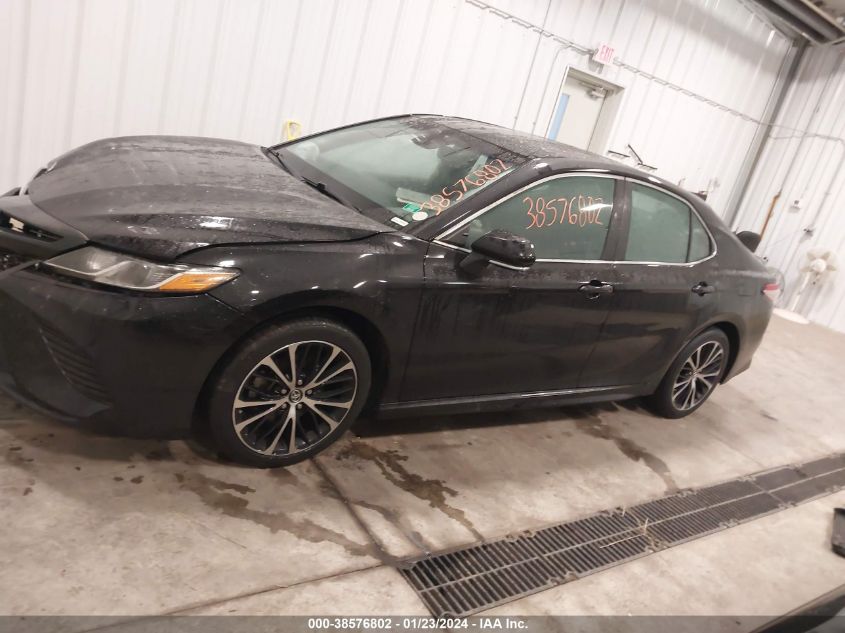 2018 Toyota Camry Se VIN: 4T1B11HK1JU101927 Lot: 38576802