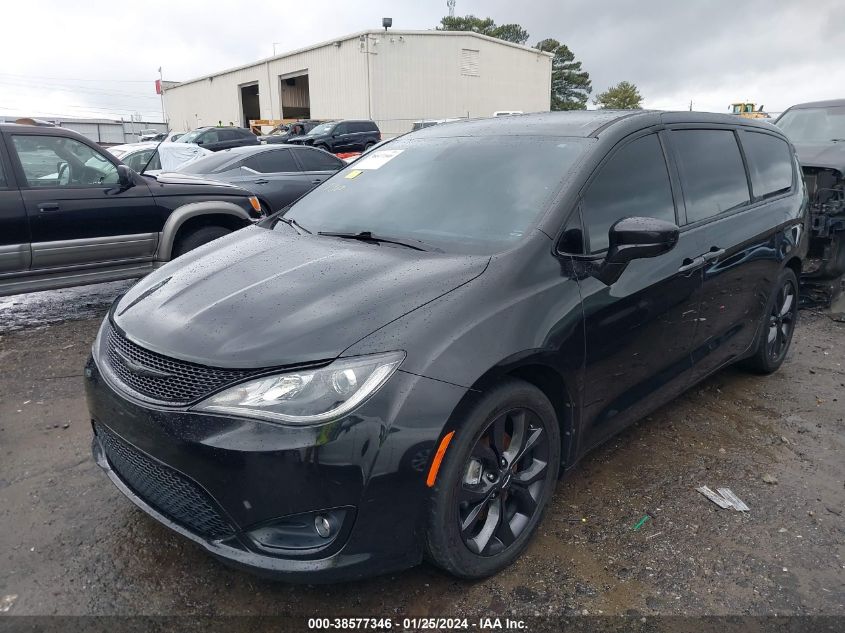 2018 Chrysler Pacifica Touring Plus VIN: 2C4RC1FG0JR204426 Lot: 38577346