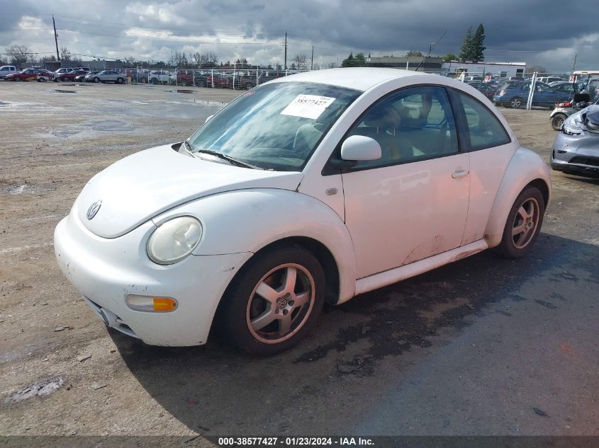 3VWCC21C9XM430395 1999 Volkswagen New Beetle Gls