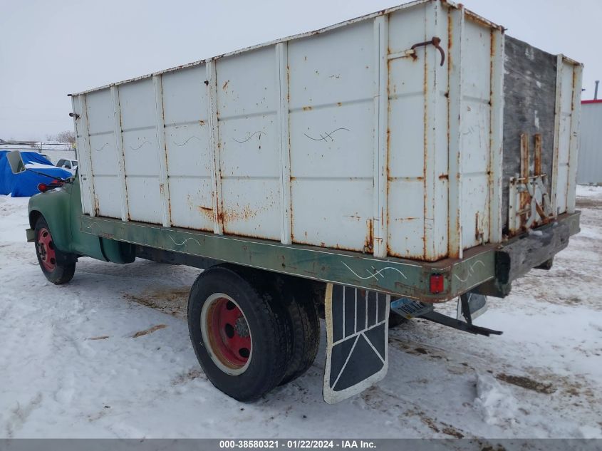 R16A40921I 1953 Studebaker Dump Truck