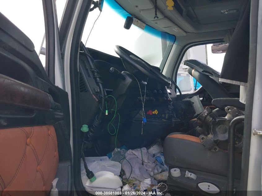 2023 Kenworth T680 - 1XKYD49X3PJ258097