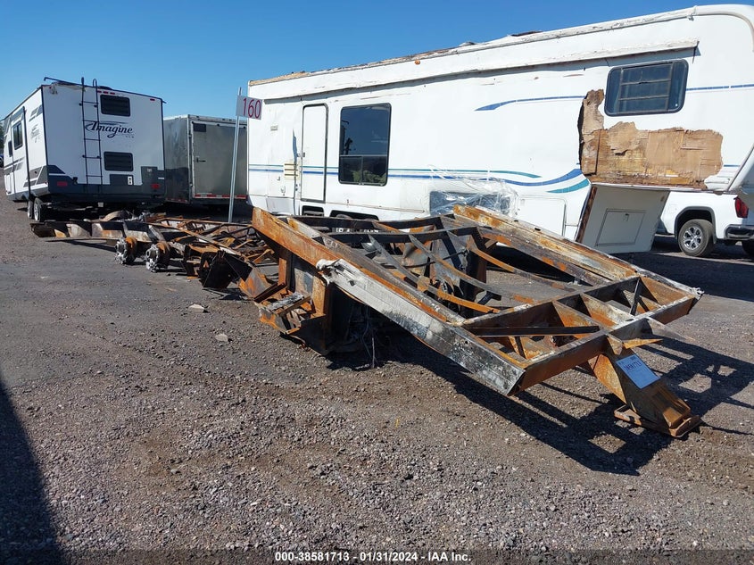 FOREST RIV SHOCKWAVE G SERIES M 2014. Lot# 38581713. VIN 4X4FSHJ20FC002397. Photo 1