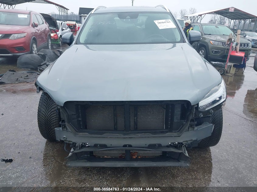 Image 13 of 2019 Volvo XC90  salvage vehicle - Lot #38584763 at IAAI