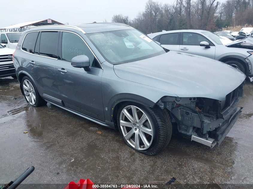 Image 1 of 2019 Volvo XC90  salvage vehicle - Lot #38584763 at IAAI