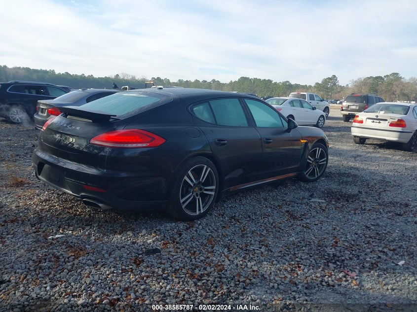 2016 PORSCHE PANAMERA 2/4 - WP0AA2A7XGL007149
