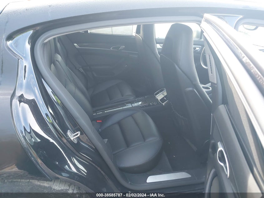 2016 PORSCHE PANAMERA 2/4 - WP0AA2A7XGL007149