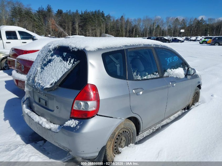 2007 Honda Fit VIN: JHMGD374X7S062354 Lot: 38586880