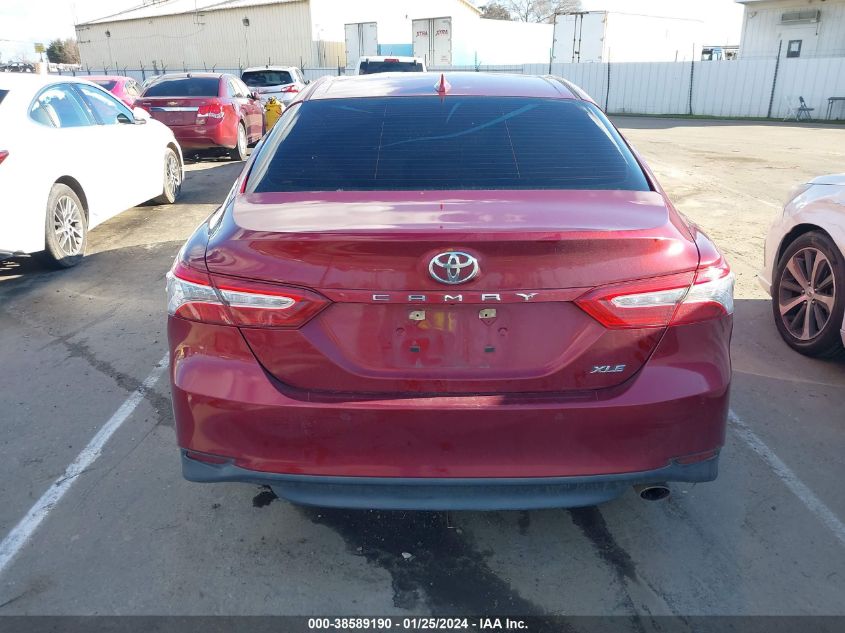 4T1B11HK7JU549010 2018 Toyota Camry Xle