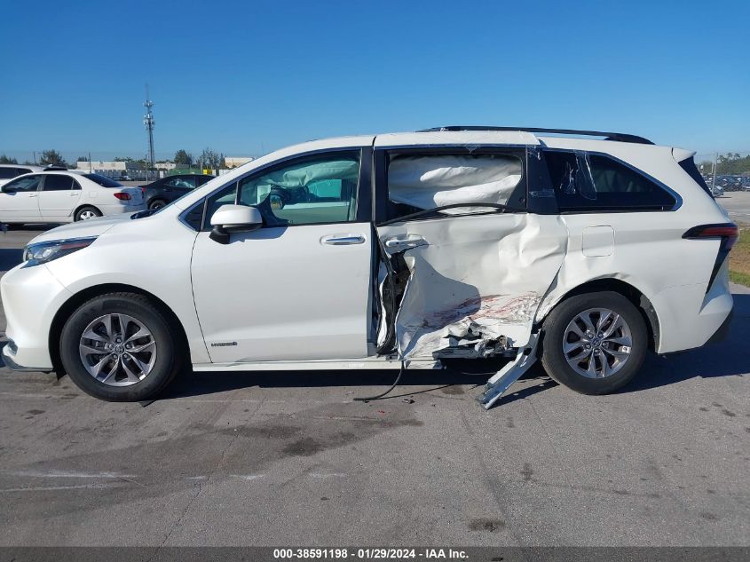 5TDYRKEC0MS034112 2021 TOYOTA SIENNA, photo no. 6