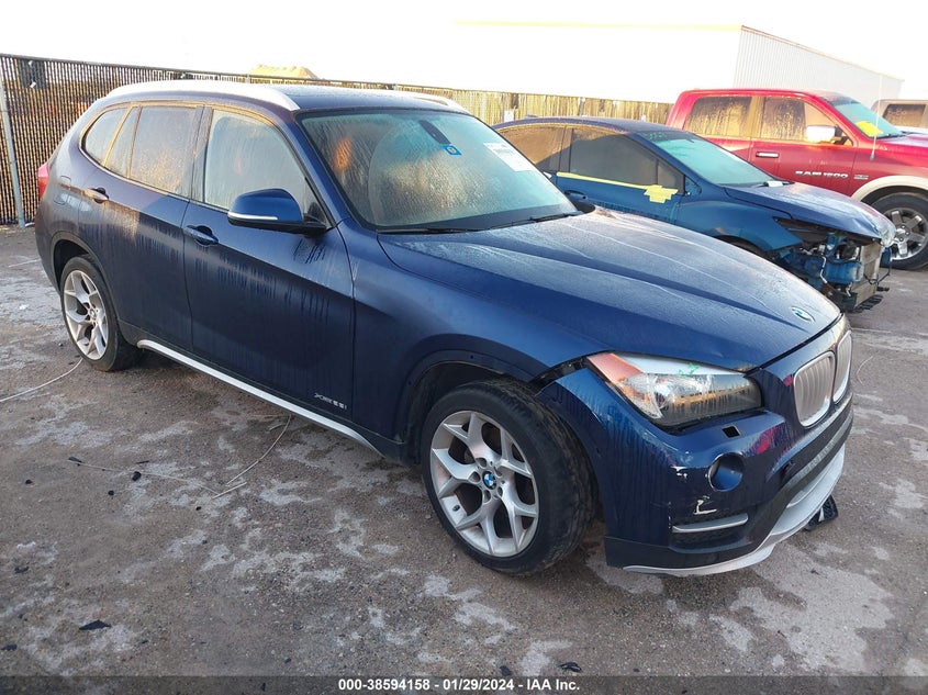 2015 BMW X1 xDrive28I VIN: WBAVL1C58FVY35766 Lot: 38594158