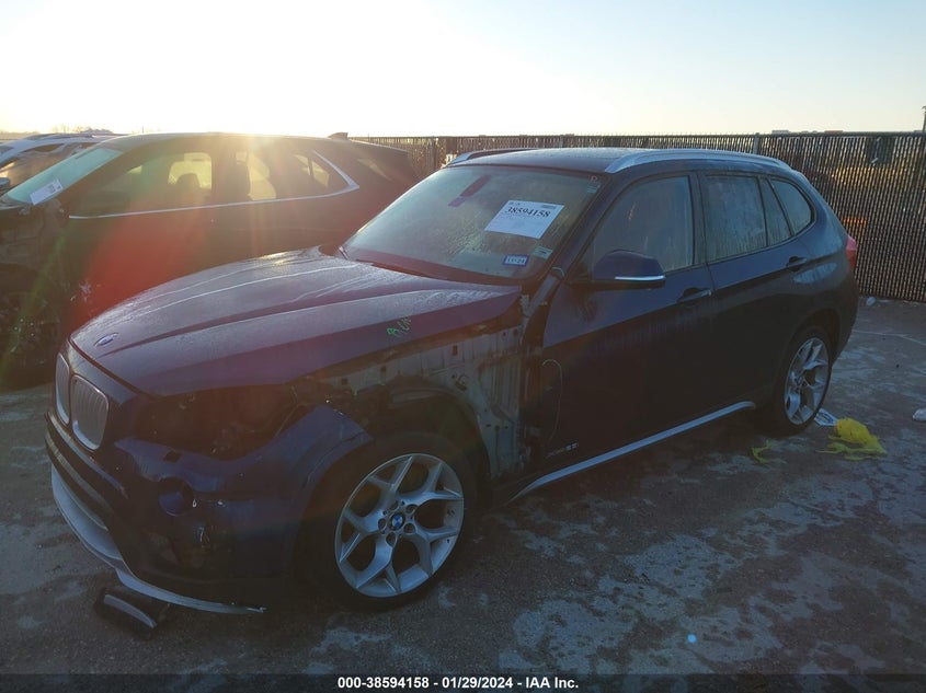 2015 BMW X1 xDrive28I VIN: WBAVL1C58FVY35766 Lot: 38594158