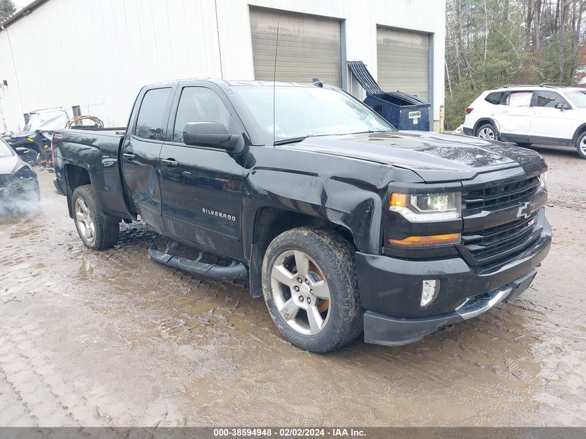 2017 CHEVROLET SILVERADO 1500 2LT - 1GCVKREC6HZ323371