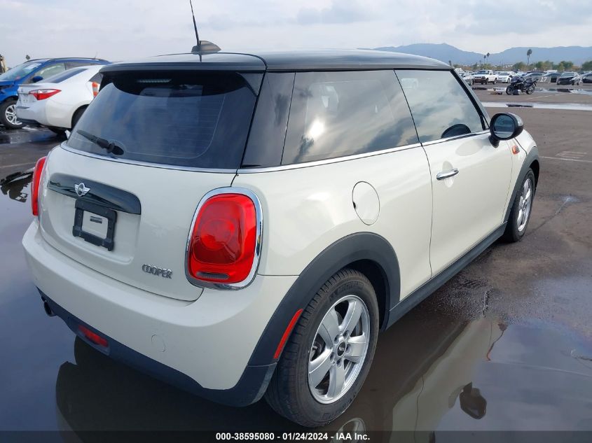 2016 Mini Hardtop Cooper VIN: WMWXP5C50G2D15586 Lot: 38595080