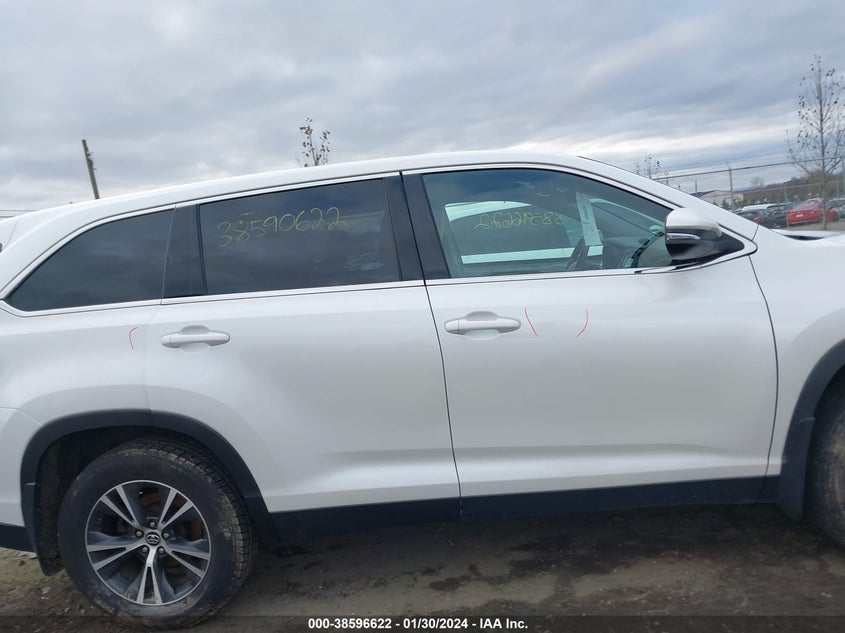 2019 TOYOTA HIGHLANDER VIN: 5TDBZRFH0KS995864