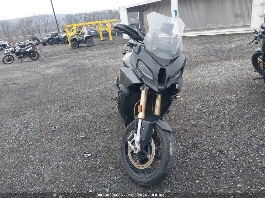 2023 BMW S 1000 XR - WB10E4304P6G61817