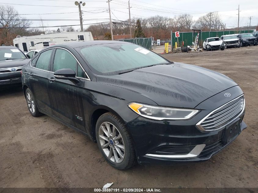 3FA6P0PU2JR242679 2018 FORD FUSION - Image 1