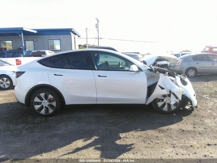 2023 Tesla Model Y Awd/Long Range Dual Motor All-Wheel Drive VIN: 7SAYGDEE9PF682949 Lot: 38600448