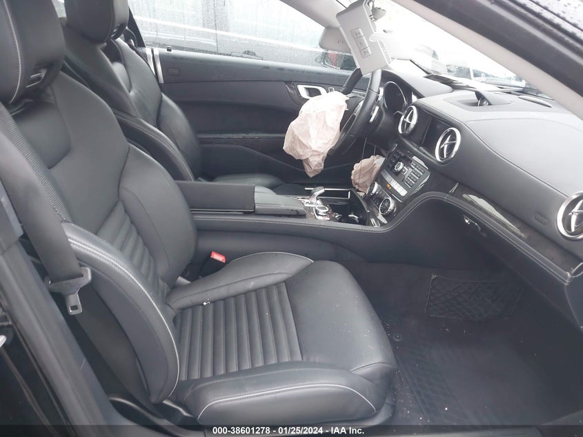 2013 Mercedes-Benz Sl 550 VIN: WDDJK7DA6DF017033 Lot: 38601278