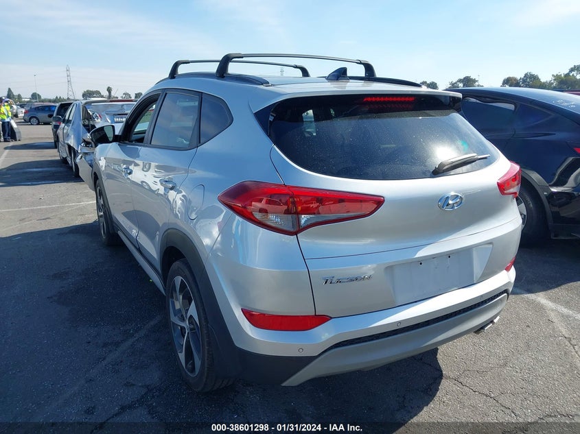 2018 HYUNDAI TUCSON VIN: KM8J33A21JU737873