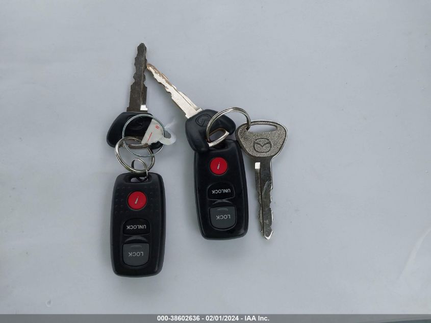 2002 Mazda Protege Dx/Es/Lx VIN: JM1BJ225720521083 Lot: 38602636