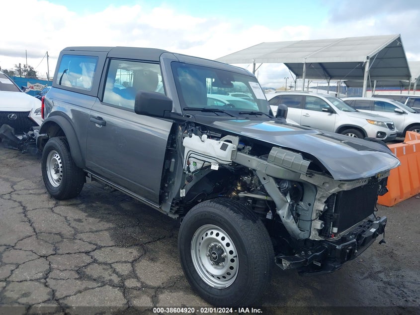 FORD BRONCO 2023