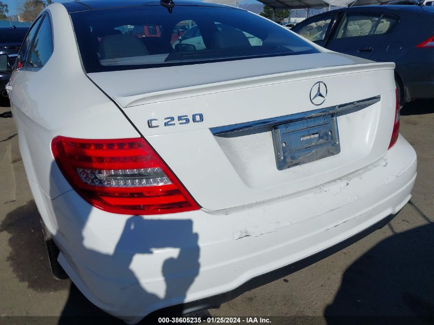 2014 Mercedes-Benz C 250 VIN: WDDGJ4HB4EG267560 Lot: 38605235